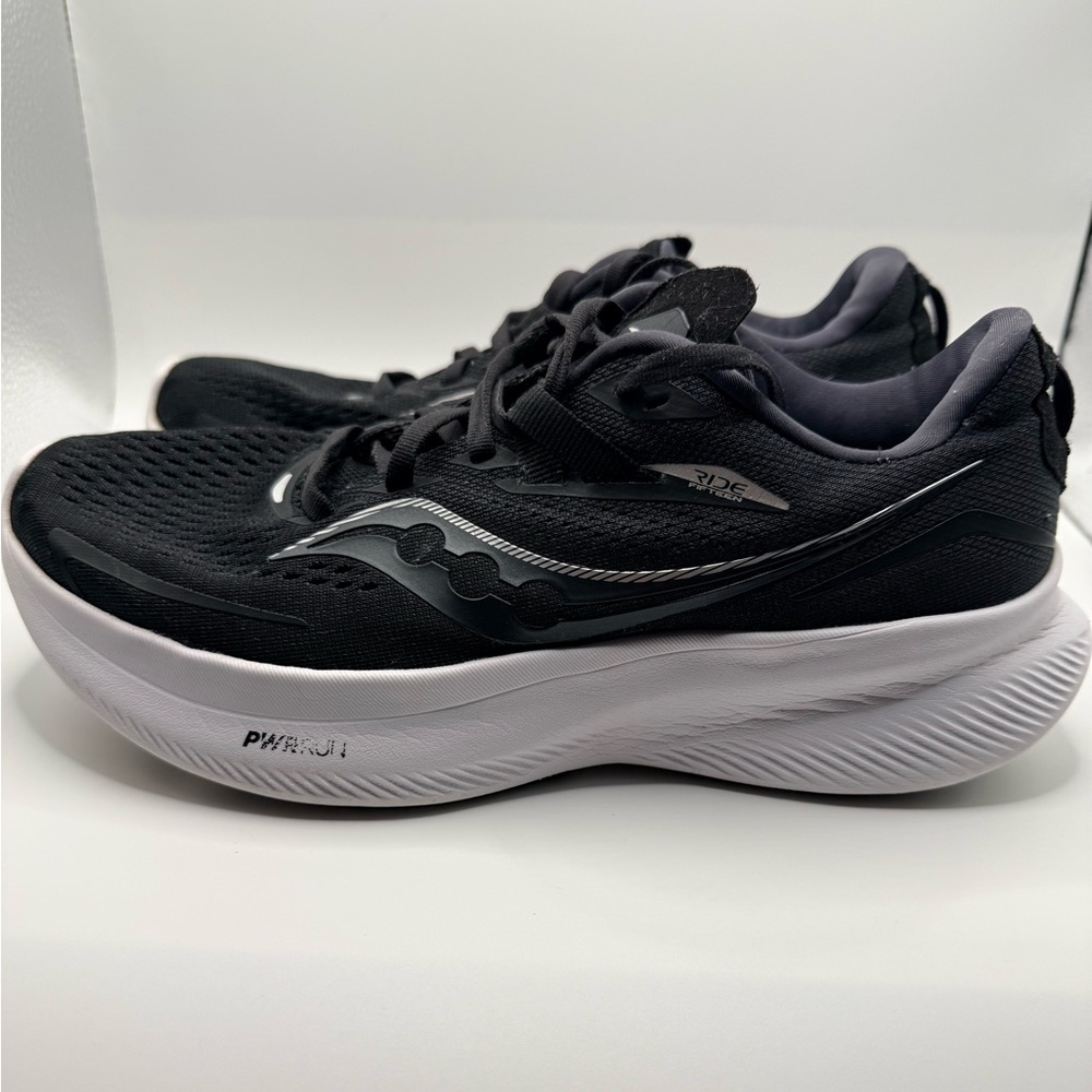 SAUCONY Ride 15 Black White Women’s Running‎ Shoes Size 8